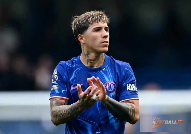 เอ็นโซ เฟอร์นานเดซ สตาร์เชลซี ทิ้งคำแนะนำในการย้ายทีมของเรอัล มาดริด อีกครั้ง
