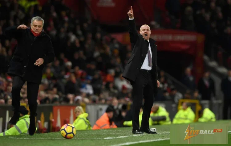 ท็อตแนมเผชิญกับความซับซ้อนในการไล่ตาม Sean Dyche