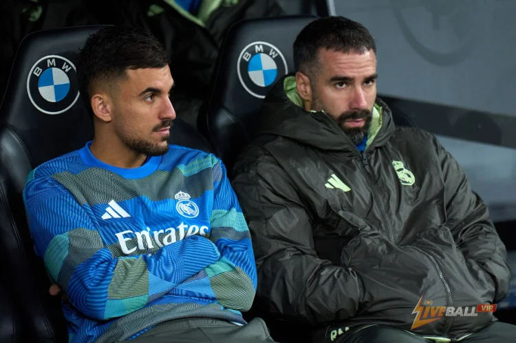 Dani Carvajal ไม่น่าจะติดทีมชาติสเปนในฟุตบอลโลกเนื่องจาก Luis de la Fuente ตัดสินผู้เล่น 21 คน