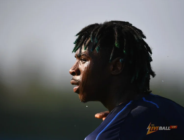 Roberto De Zerbi ผลักดันท็อตแนมให้เซ็นสัญญากับ Moise Kean