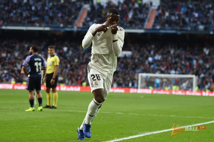 วินิซิอุส จูเนียร์กระตือรือร้นที่จะเซ็นสัญญาฉบับใหม่กับเรอัล มาดริด