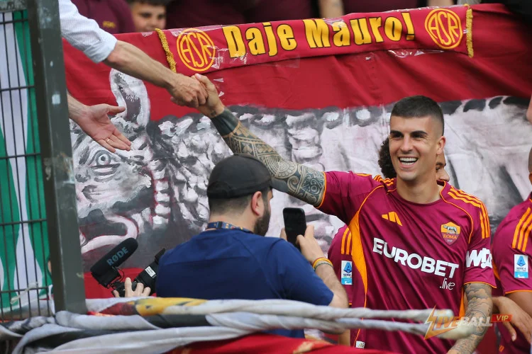 มิลานและโรม่าอยู่ในตำแหน่งที่ได้เปรียบสำหรับสองที่นั่งสุดท้ายในยูฟ่าแชมเปียนส์ลีก