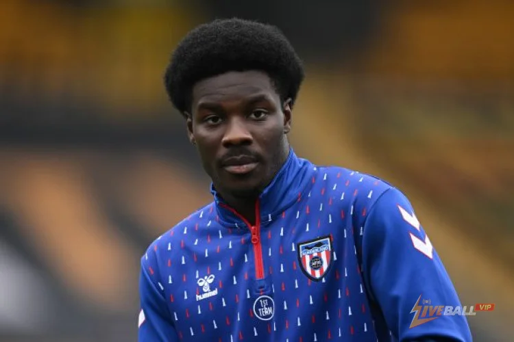 Rennes set their sights on Sunderland’s Eliezer Mayenda