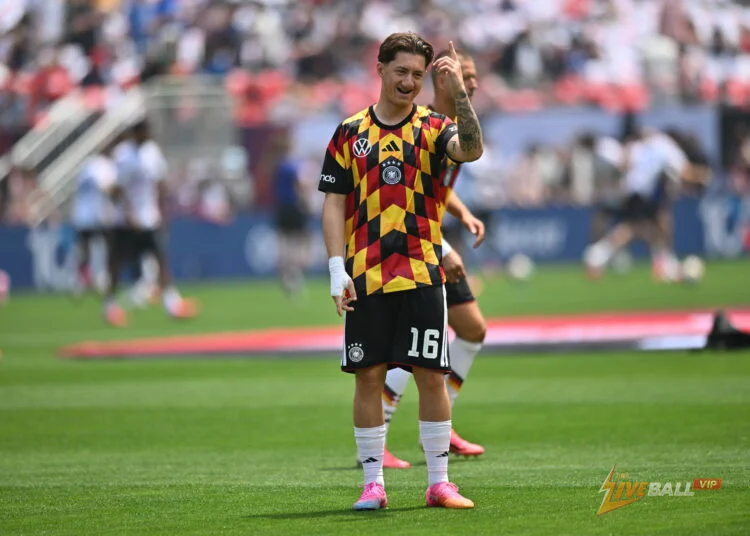 นิวคาสเซิล ยูไนเต็ด กำลังพิจารณาย้ายทีมมูลค่า 35 ล้านยูโรสำหรับแองเจโล สติลเลอร์