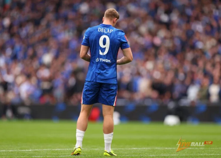 น็อตติ้งแฮม ฟอเรสต์ เข้าร่วมล่าตัวเลียม เดอลาป