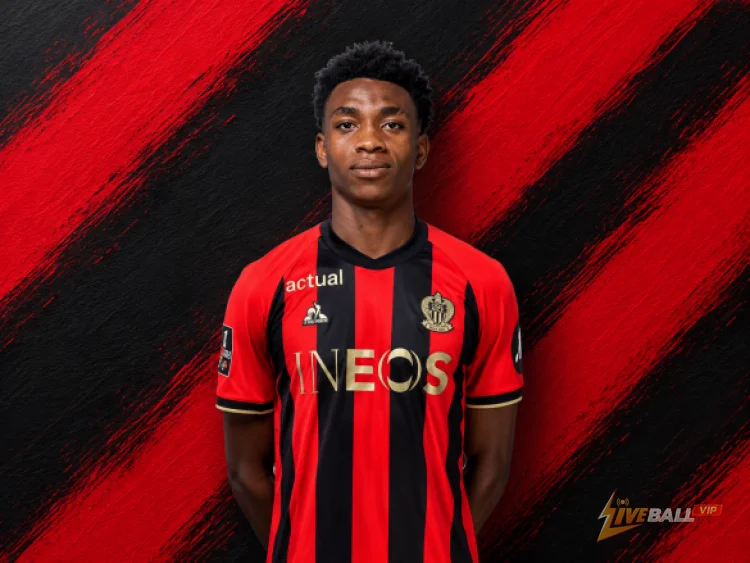วิคเตอร์ โอราคโป ของ OGC Nice ถูกเสนอราคาจากดันดี