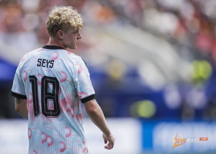 แมนเชสเตอร์ ยูไนเต็ดหวังที่จะเซ็นสัญญากับโฮอาคิน เซย์สในราคาลดพิเศษ
