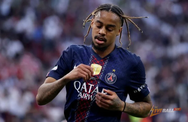 ลิเวอร์พูลใกล้บรรลุข้อตกลงกับ PSG เกี่ยวกับแบรดลีย์ บาร์โคล่า