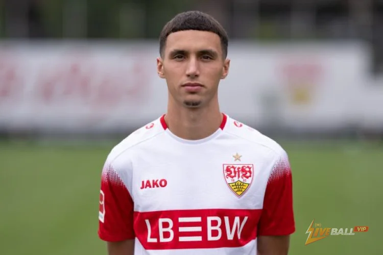 บิลาล เอล ข่านนุส ของ VfB สตุ๊ตการ์ท จะกลับไปอังกฤษหรือไม่?