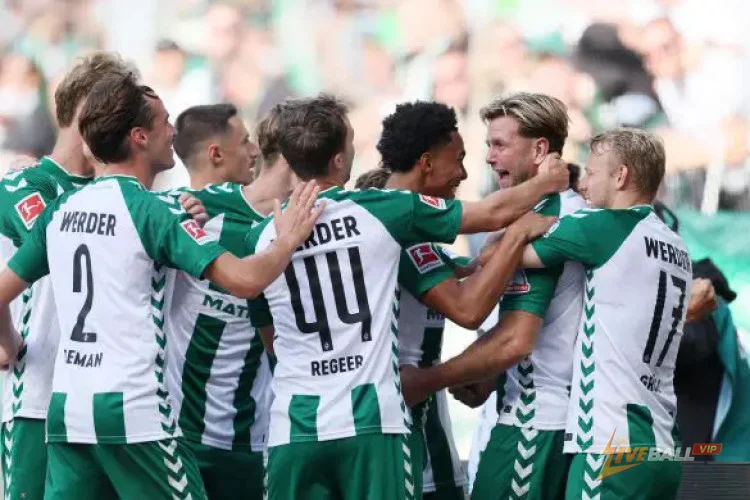 สามสิ่งที่เราได้เรียนรู้จากบุนเดสลีกาแมตช์เดย์ที่ 2 – เอลเวอร์สเบิร์กทำได้อีกครั้ง, ดอร์ทมุนด์ทำให้ชีวิตของพวกเขายากขึ้น และบุนเดสลีกาก็มีการแข่งขันที่มากขึ้น