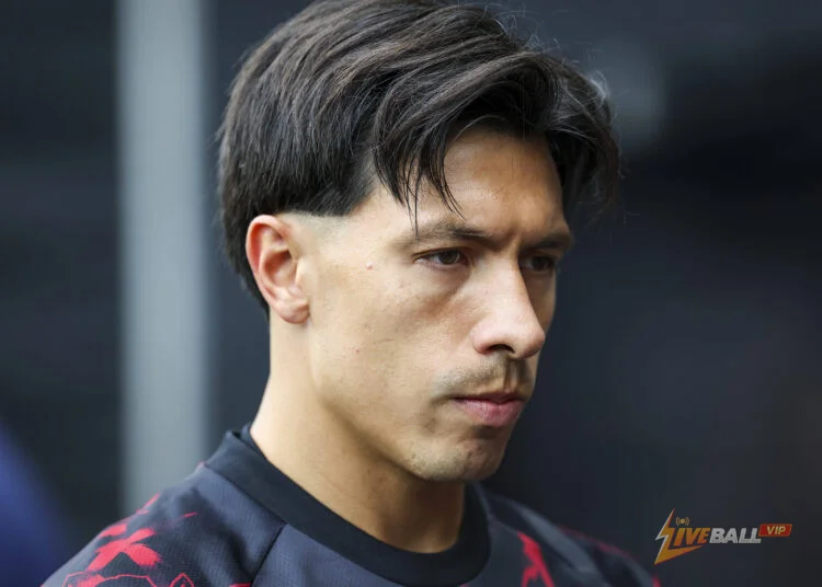 แมนเชสเตอร์ ยูไนเต็ด กำหนดเงื่อนไขในการมอบสัญญาใหม่ให้กับลิซานโดร มาร์ติเนซ